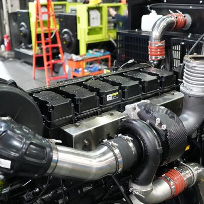 Gruppo elettrogeno Yanmar Intelligent Power 45kW 56KVA Silenzioso Diesel Generatori Set Centrale Elettrica Alternatore Raffreddato ad Acqua Generatore Diesel Portatile