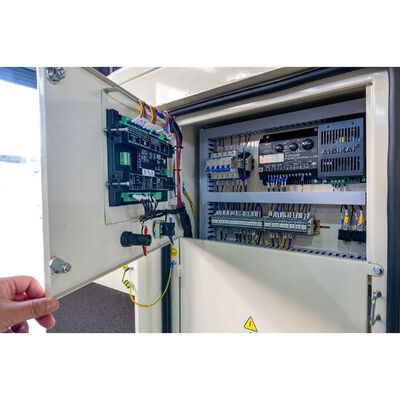 Generatore diesel silenzioso per 200 kW e 250 KVA, set 1206A - E70TTAG3 con alternatore Stamford