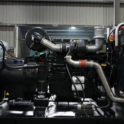 Generatore Inverter di Alta Qualità KUBOTA 3 Fasi 30kva 24kw Gruppo Elettrogeno Silenziato Diesel con Cabina Silenziata e Basso Rumore
