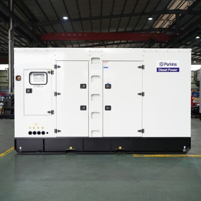 550kW 688KVA Super Diesel generatore silenzioso raffreddato con acqua 50/60HZ Generatori portatili mono/trifase DCEC Cummin