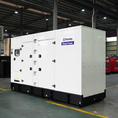 550kW 688KVA Super Diesel generatore silenzioso raffreddato con acqua 50/60HZ Generatori portatili mono/trifase DCEC Cummin